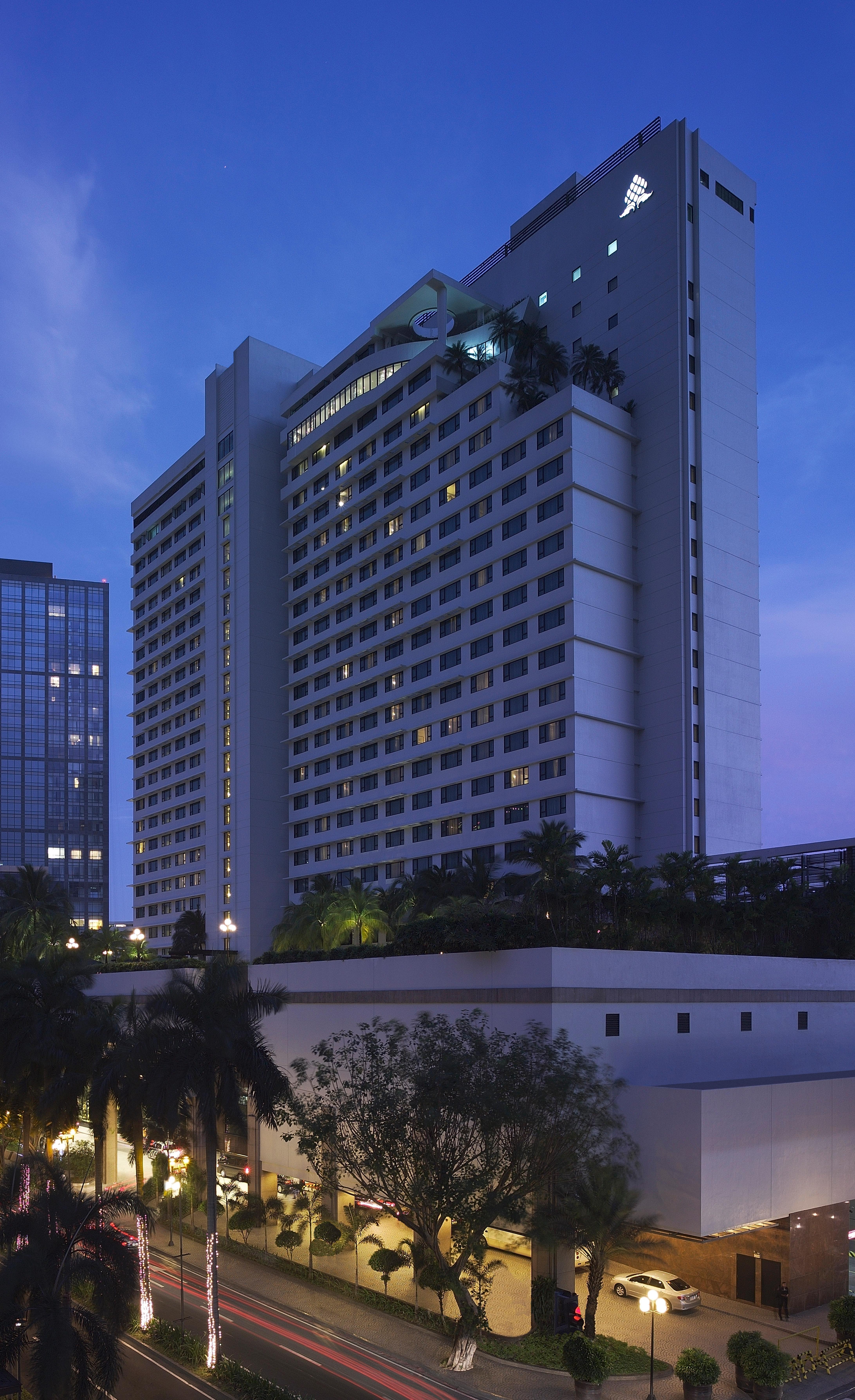 فندق فندق نيو وورلد ماكاتي، مانيلا المظهر الخارجي الصورة