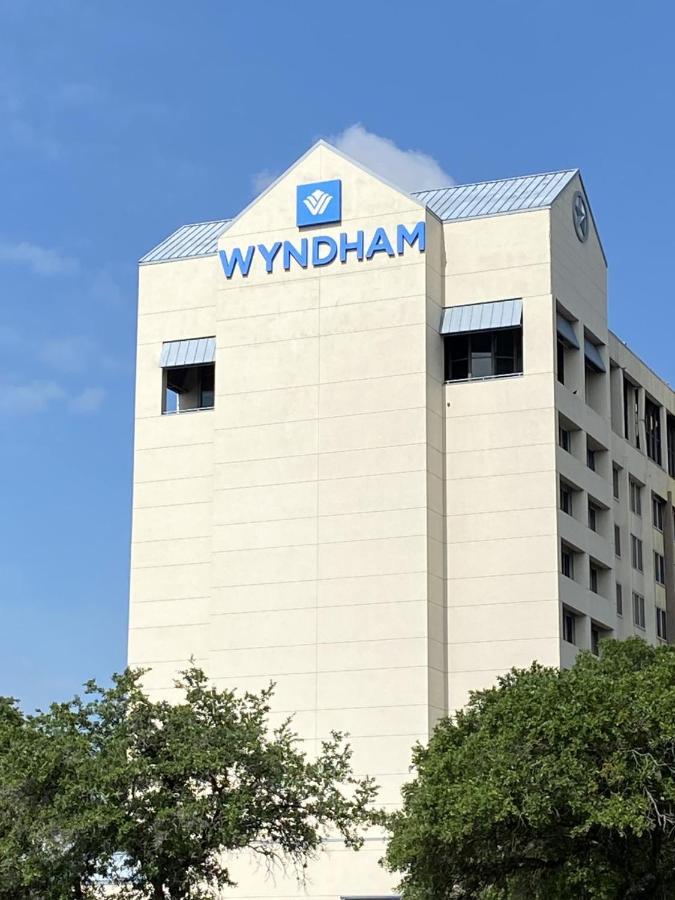 فندق Wyndham Houston Near Nrg Park/Medical Center المظهر الخارجي الصورة
