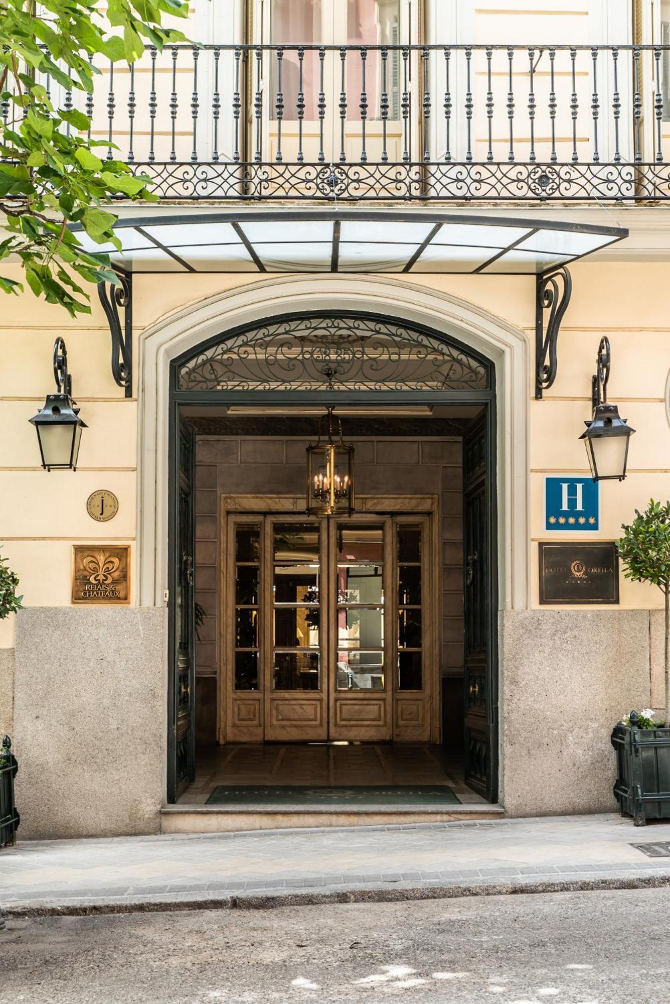 فندق مدريدفي  ريليه آند شاتو هوتل أورفيلا المظهر الخارجي الصورة