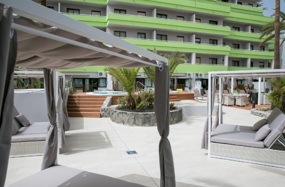 بلايا ديل إنغلز Hotel Livvo Anamar Suites المظهر الخارجي الصورة