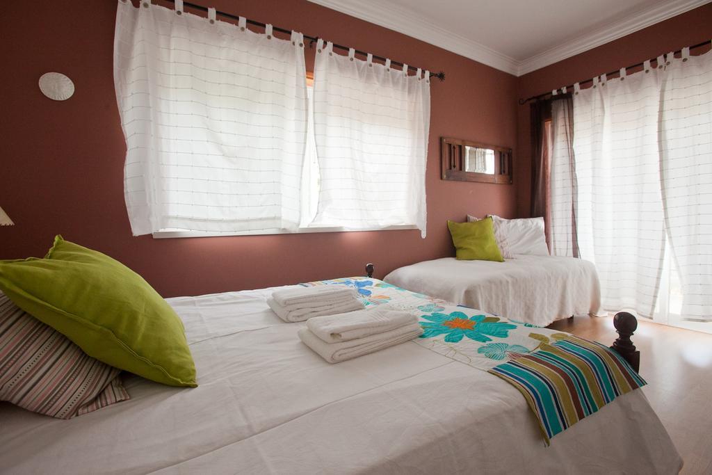 Ericeira Chill Hill Hostel & Private Rooms الغرفة الصورة