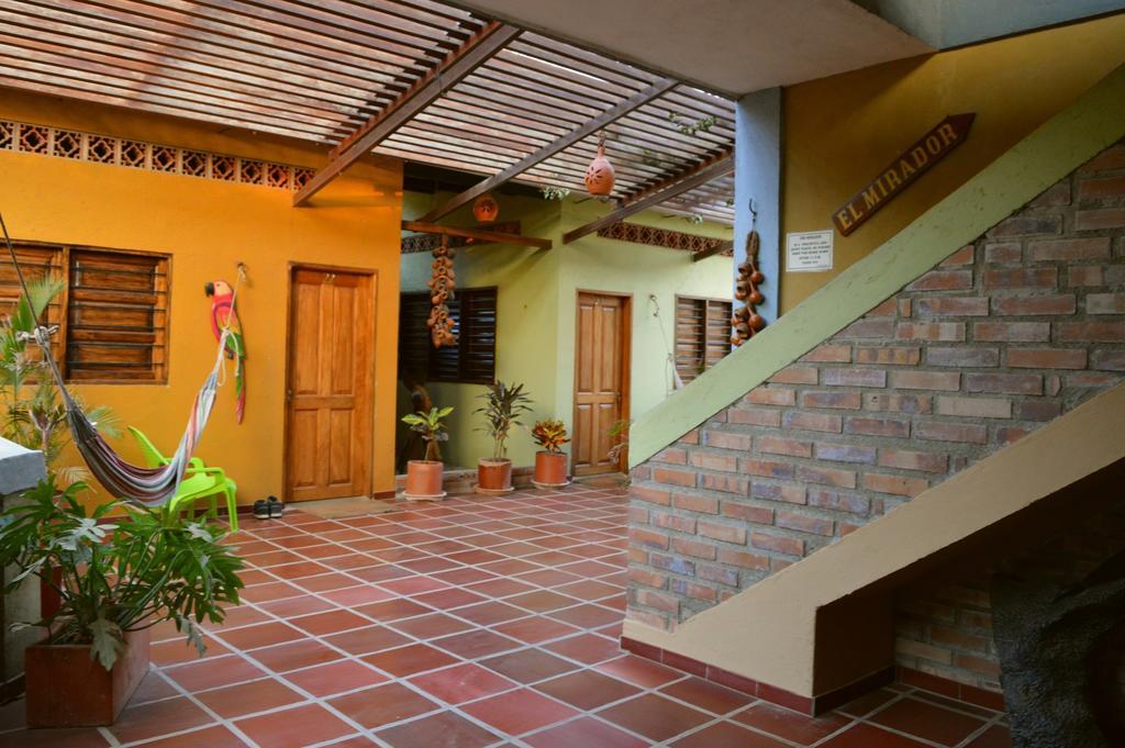 تاجانجا Hostal La Casa De Felipe المظهر الخارجي الصورة