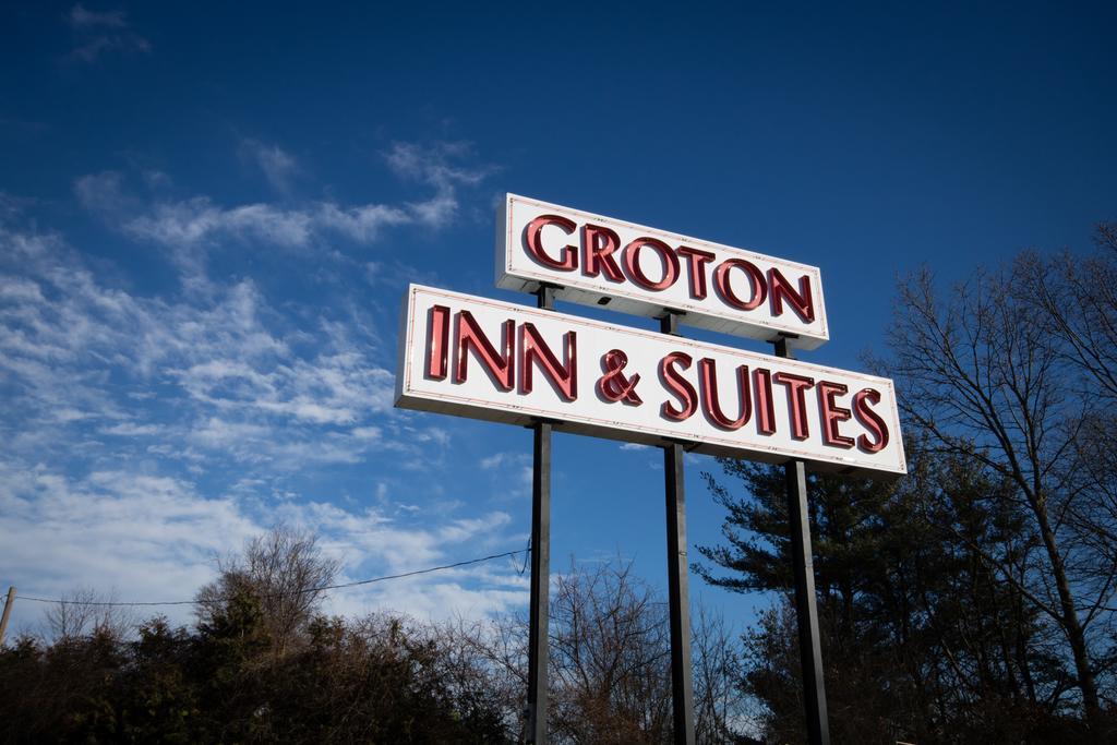 Groton Inn & Suites المظهر الخارجي الصورة