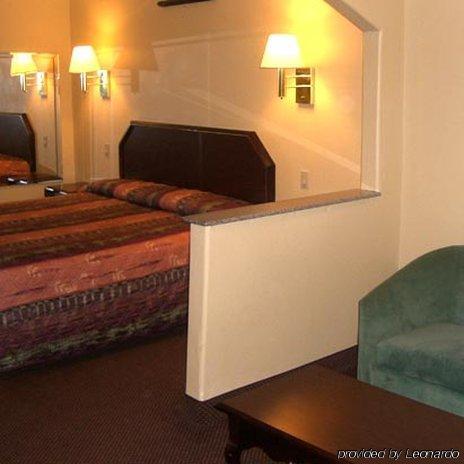 هيوستن Regency Inn And Suites Galena Park الغرفة الصورة