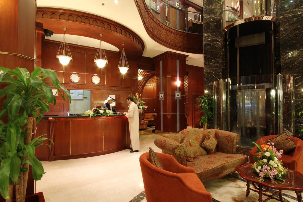 فندق المدينة المنورةفي  Ramada Madinah Al Hamra المظهر الخارجي الصورة