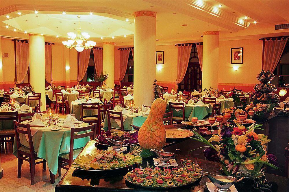 شرم الشيخ Cleopatra Tsokkos Hotel المطعم الصورة