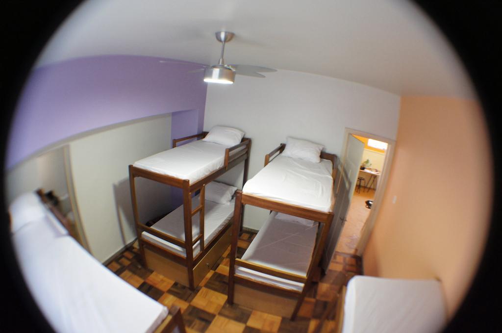 بيلو هورزونتي Samba Rooms Hostel الغرفة الصورة