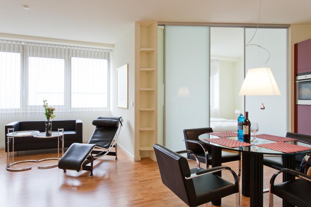 برلين Buroma-Apart Suites الغرفة الصورة