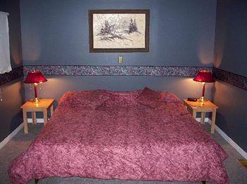كولينغوود Blue Mountain Rentals - 5 Bed-Hot Tub المظهر الخارجي الصورة