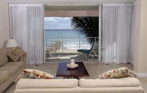 لوديرديل باي ذا سي Villa Caprice Beachfront Hotel الغرفة الصورة