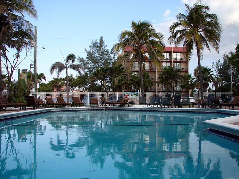 لوديرديل باي ذا سي Florida Beach Hotels المرافق الصورة