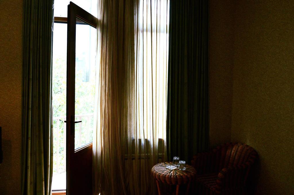 فندق تبليسيفي  أرغو بالاس الغرفة الصورة