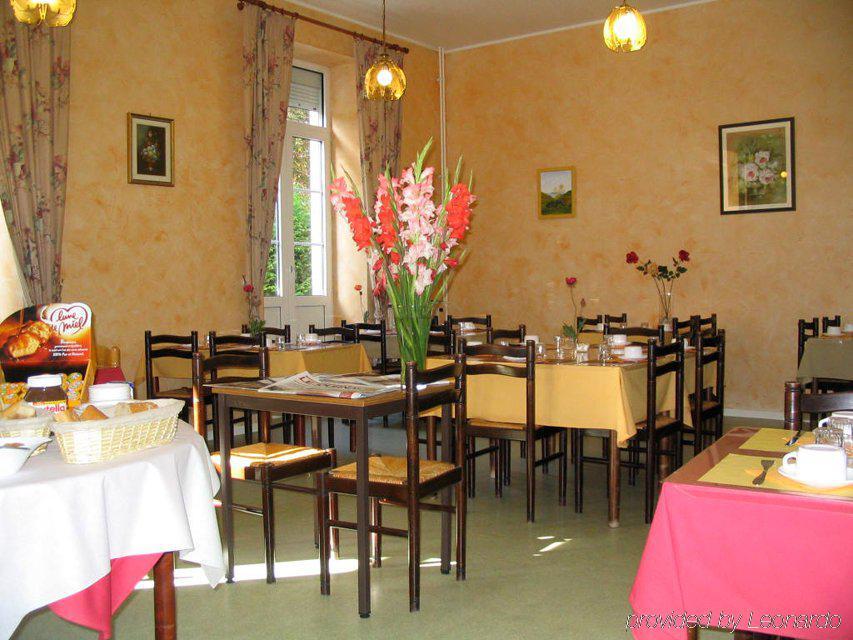 Hotel Des Sources Restaurant Nevers Nord المطعم الصورة