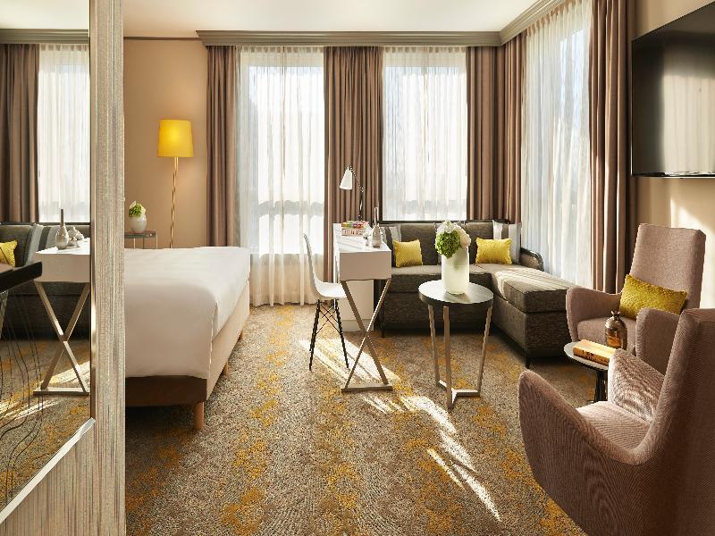 فندق بيتّوفي  فندق رينسانس باريس لا ديفانس المظهر الخارجي الصورة