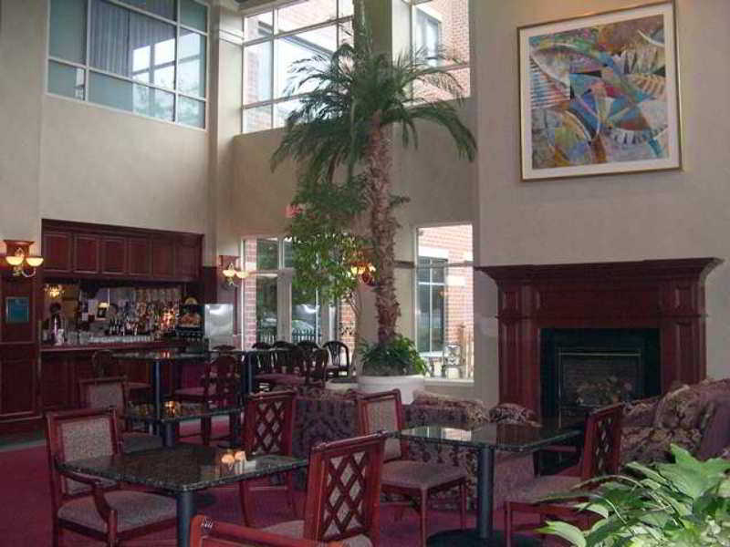 فندق بورتلاند، أوريغونفي  أجنحة إمباسي الفندقية بورتلاند المطعم الصورة