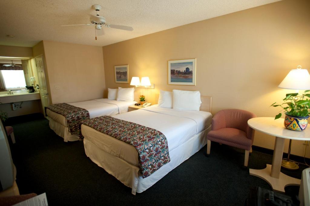 Calipatria Inn & Suites الغرفة الصورة