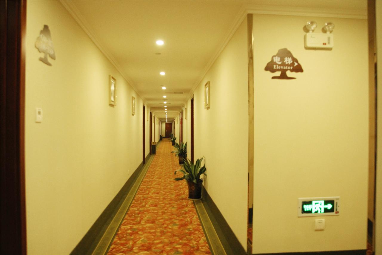 فندق شي نانفي  جرين تري إن جينان شاندا رود المظهر الخارجي الصورة