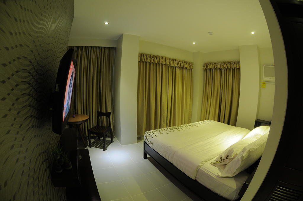 Davao City Midori Inn الغرفة الصورة