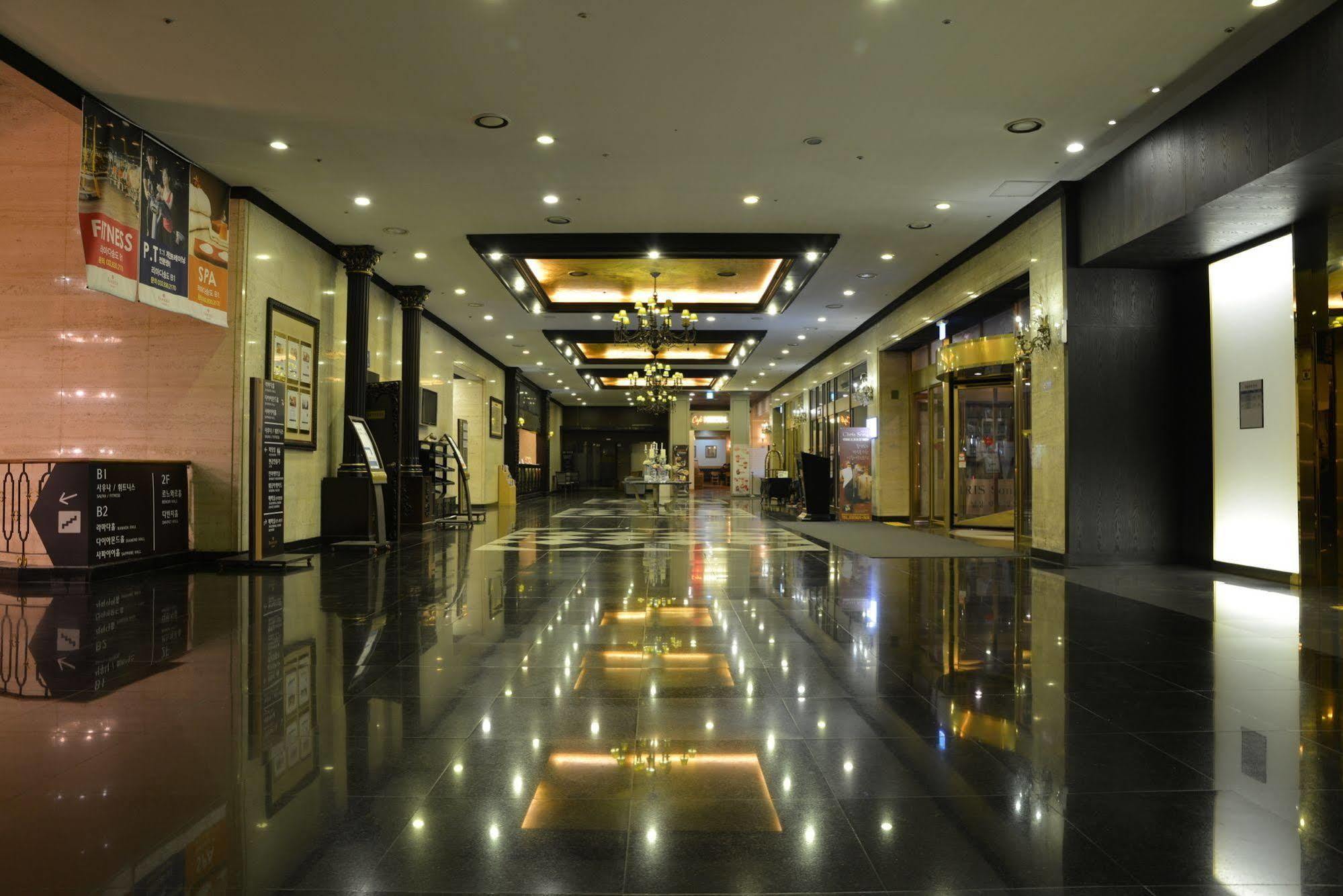 فندق انشيونفي  فندق رامادا سونغدو المظهر الخارجي الصورة