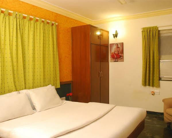 Hotel Sai Sahavas - شيردي المظهر الخارجي الصورة