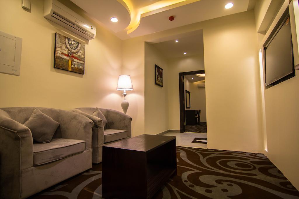 Rest Night Hotel Suites - Al Moroj الرياض الغرفة الصورة