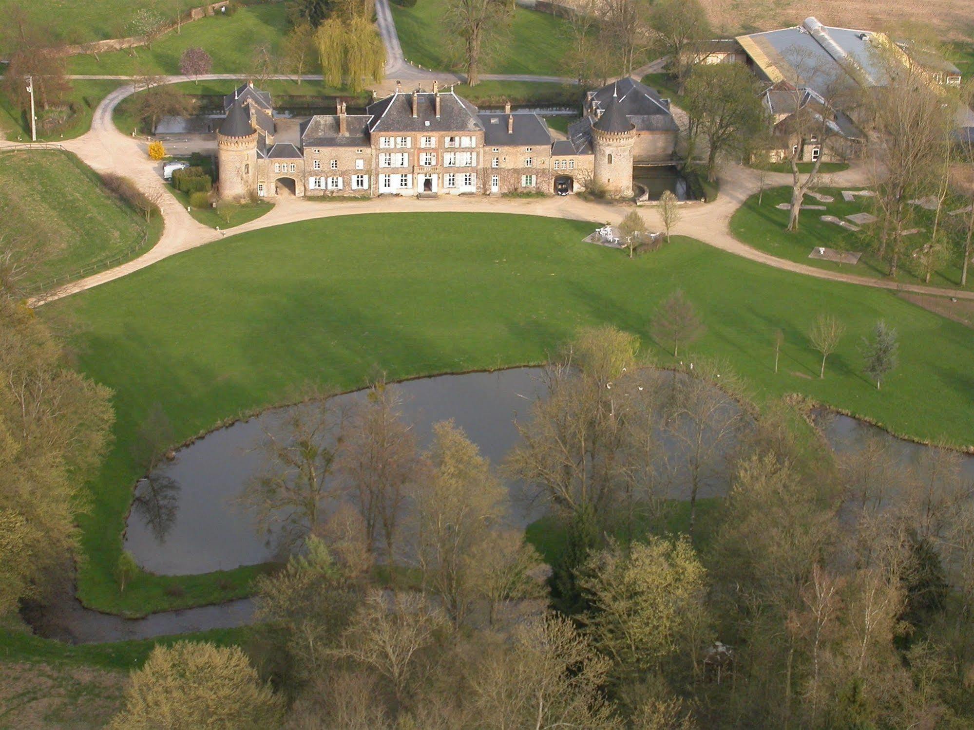 Donchery Le Domaine Chateau Du Faucon المظهر الخارجي الصورة
