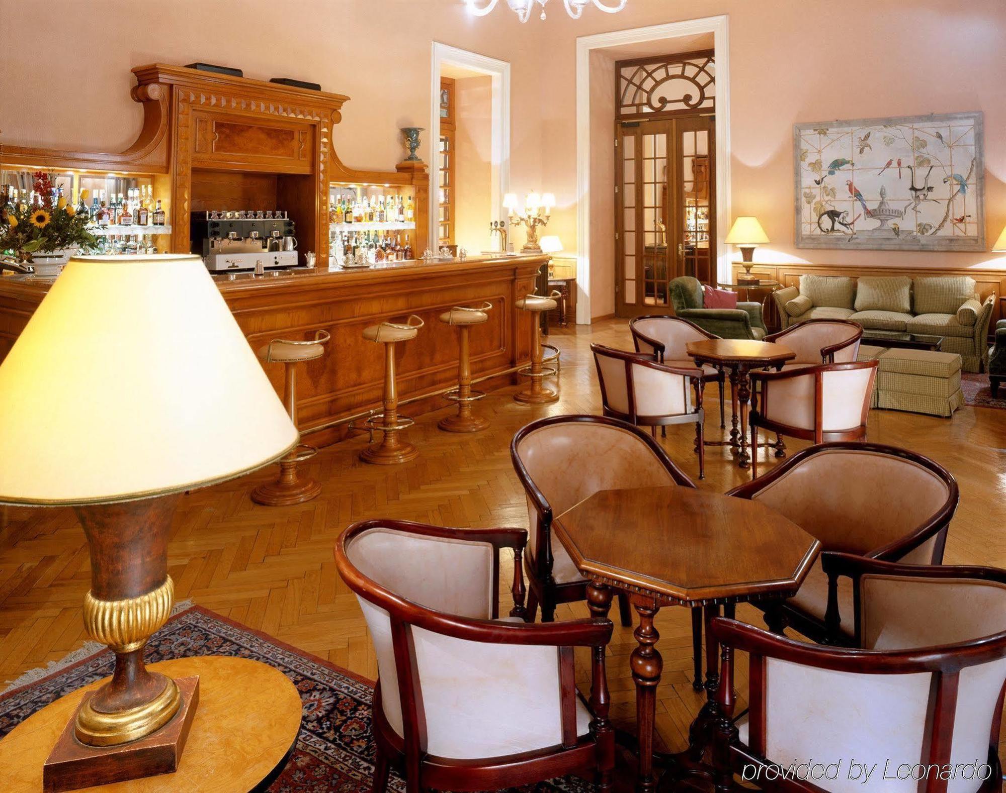فيوجّي Grand Hotel Palazzo Della Fonte المطعم الصورة