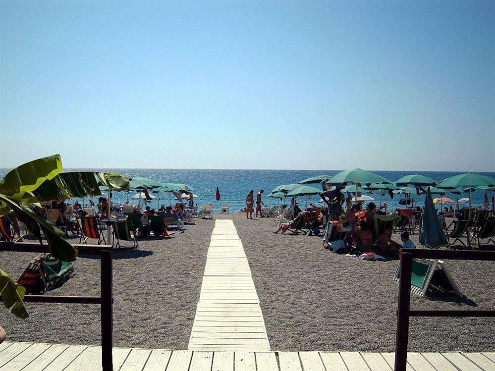 جيارديني ناكسوس Holiday Club Naxos المظهر الخارجي الصورة