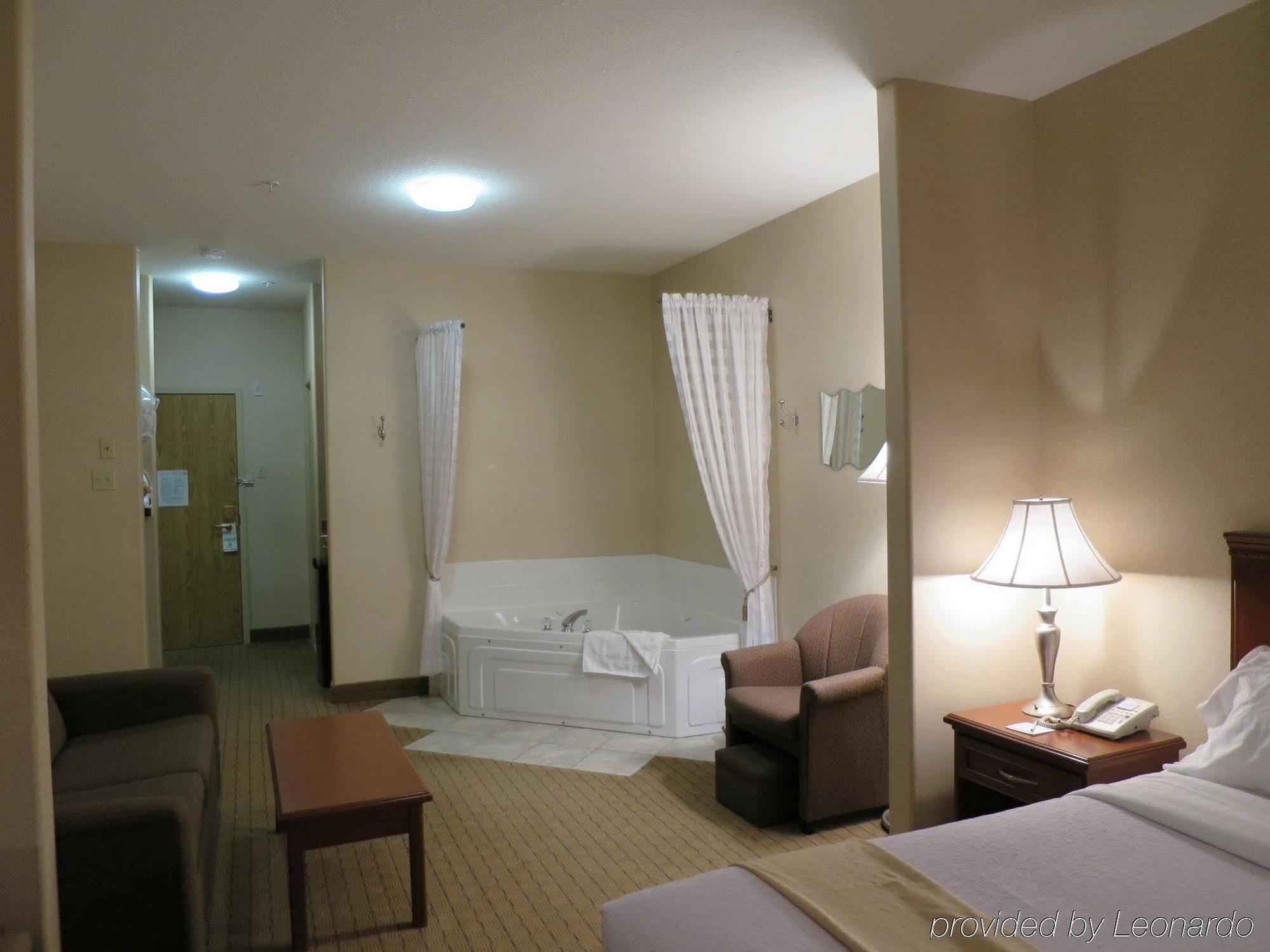 فندق ريجينافي  فندق وأجنحة هوليداي إن رجينا المظهر الخارجي الصورة