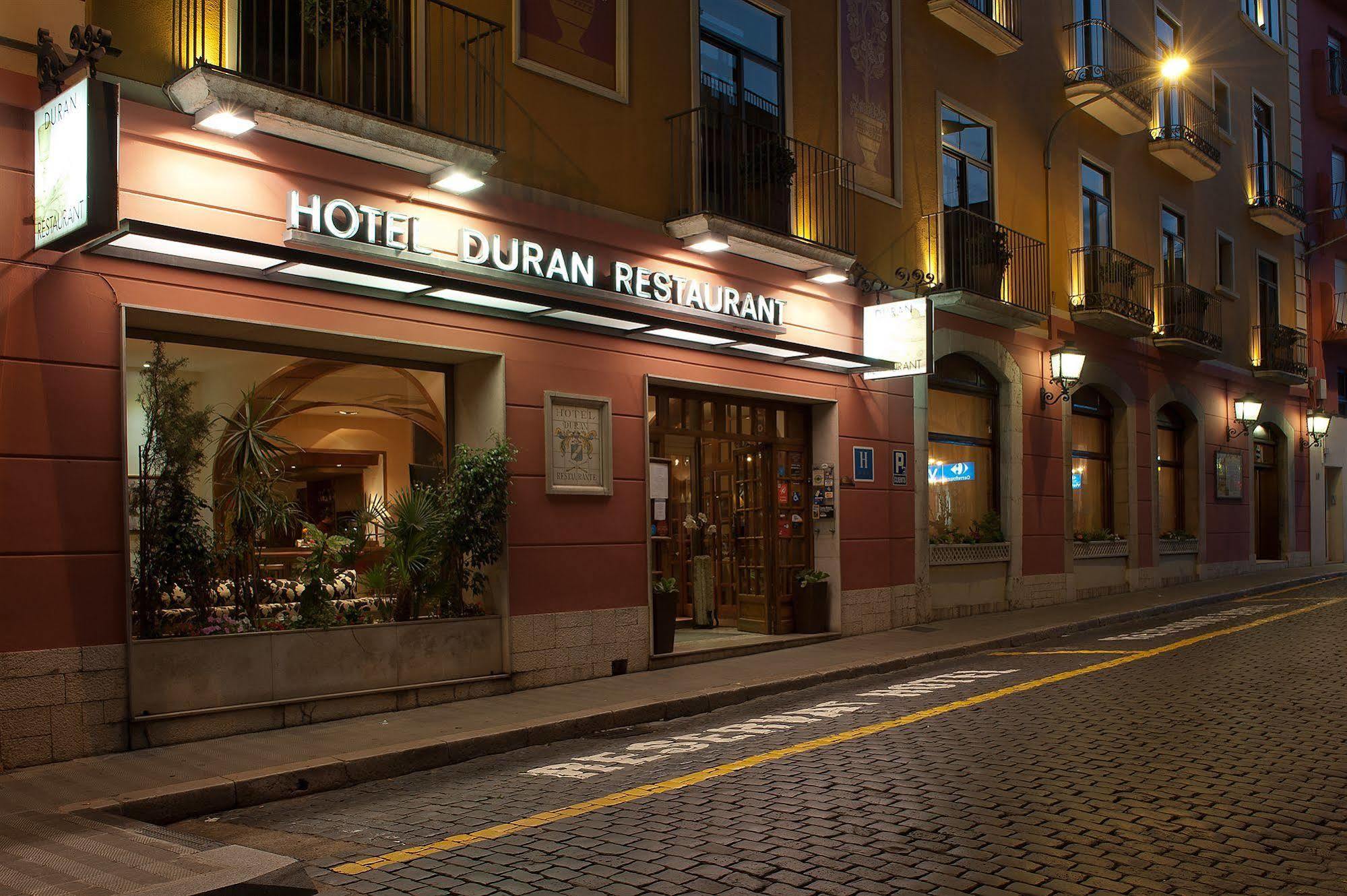 فندق فيغيريسفي  فندق ومطعم دوران المظهر الخارجي الصورة