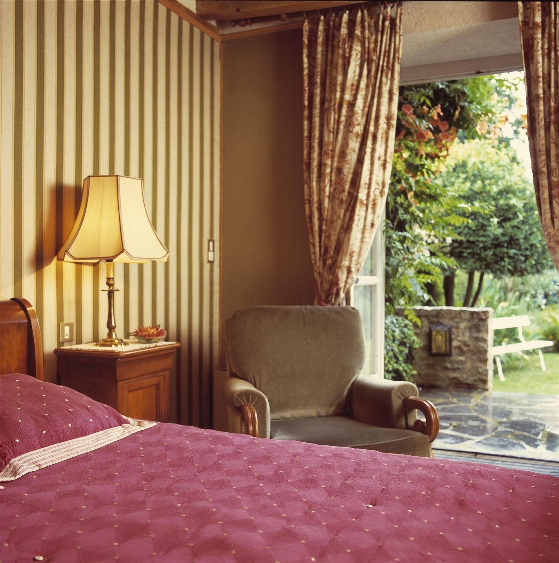 Grand Hotel De Solesmes - Teritoria الغرفة الصورة