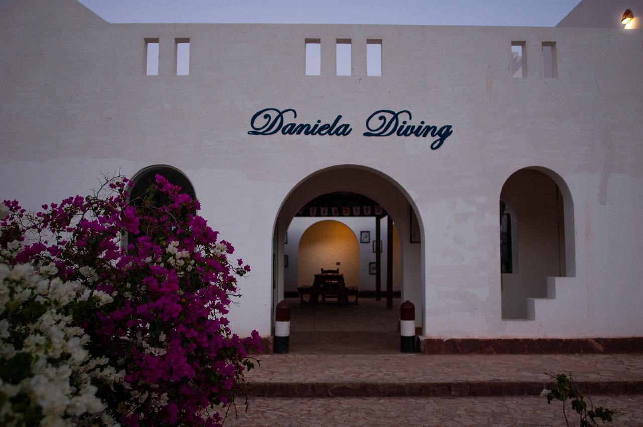 فندق دانيلا دايفينج ريزورت دهب المظهر الخارجي الصورة