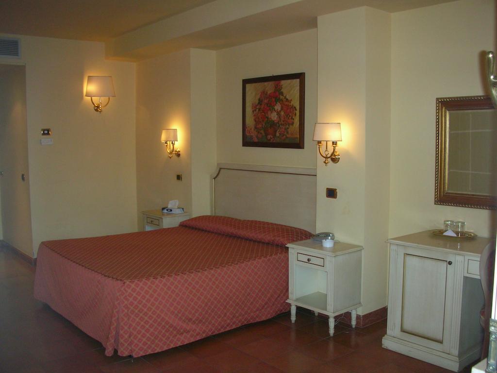 Hotel Quadrifoglio Roma Eur الغرفة الصورة