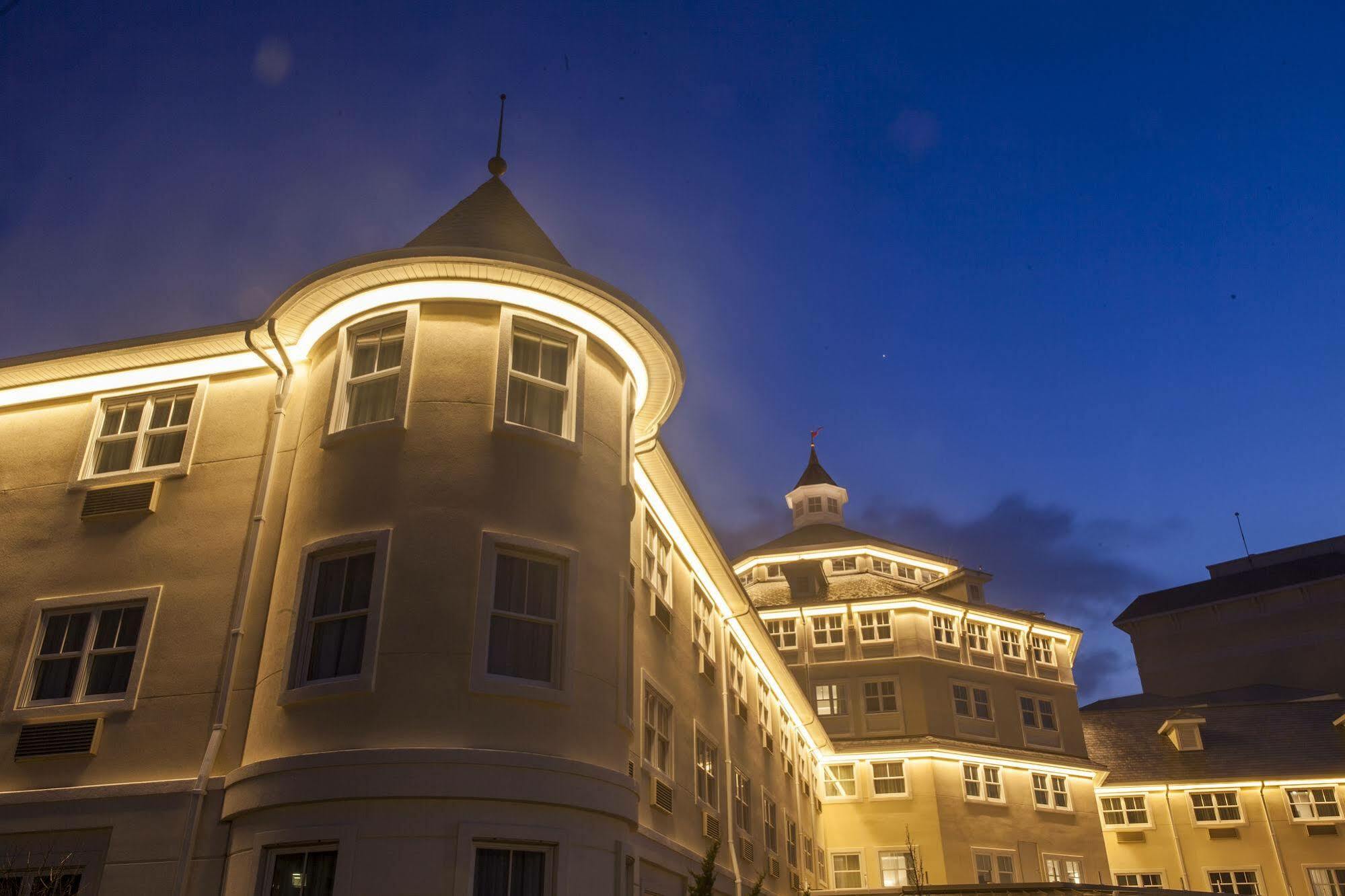 فندق ساندسكايفي  سيدار بوينتس هوتل بريكرز المظهر الخارجي الصورة