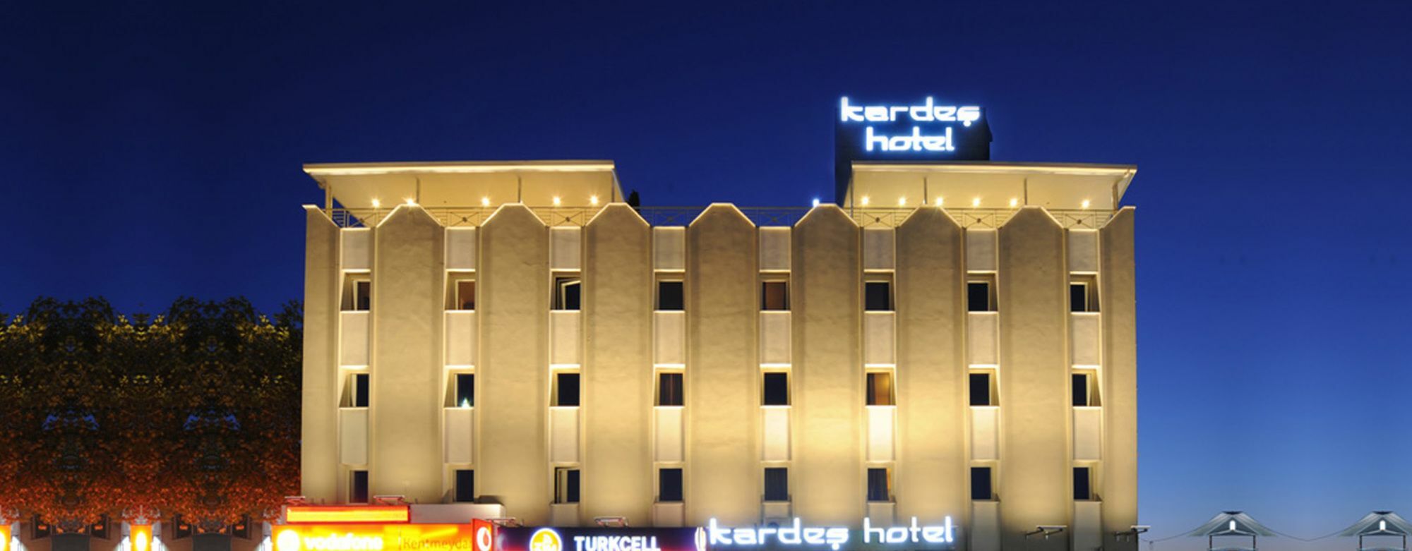 فندق بورصةفي  فندق كارديس المظهر الخارجي الصورة