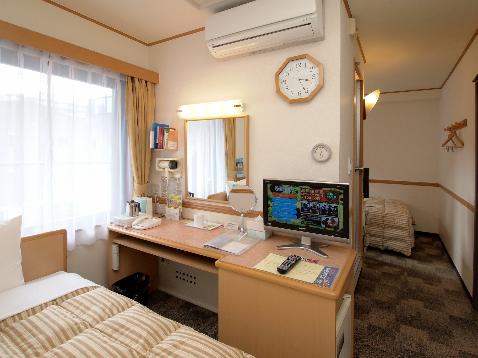 فندق ناهَفي  طوكيو إن أوكيناوا ناها شين-توشين أوموروماتشي المظهر الخارجي الصورة