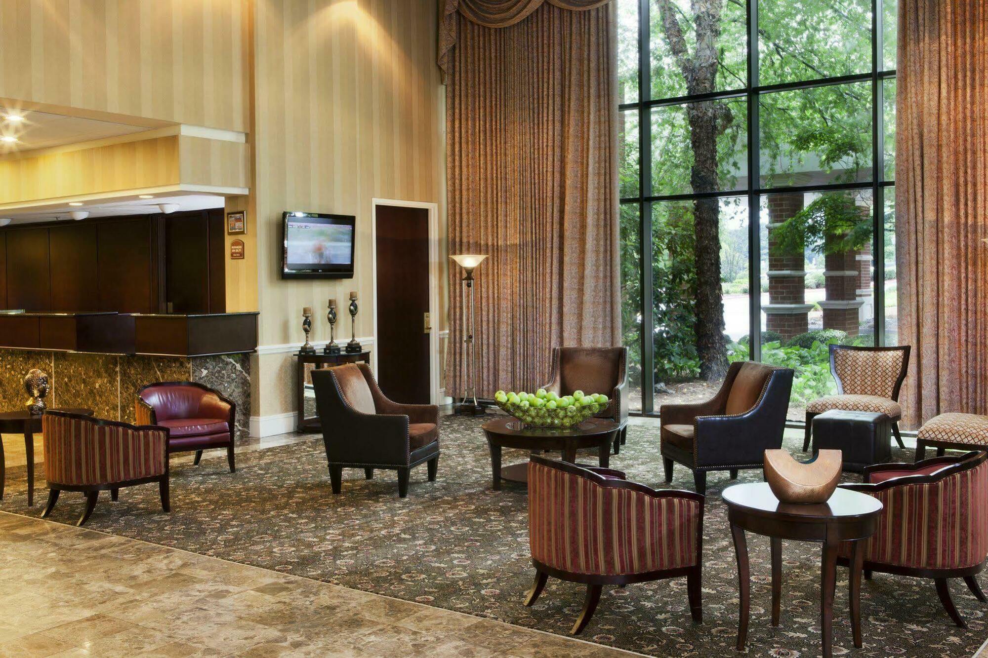 فندق شارلوتسفيل، فيرجينيافي  دبل تري باي هيلتون شارلوتسفيل المظهر الخارجي الصورة