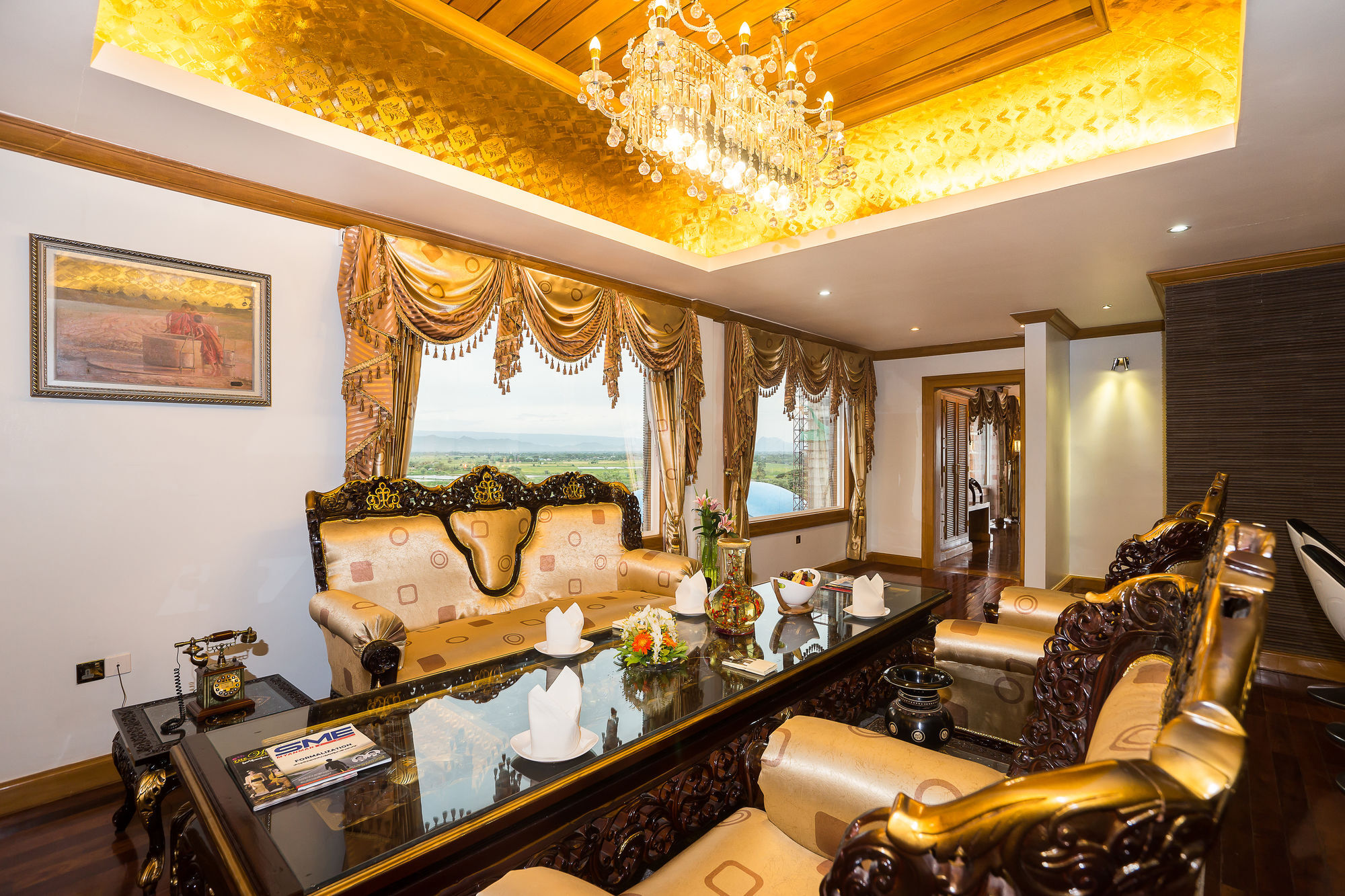 مانديلاي Hotel Shwe Pyi Thar الغرفة الصورة