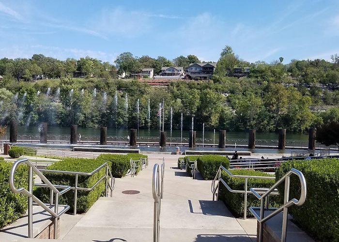 Branson Landing photo