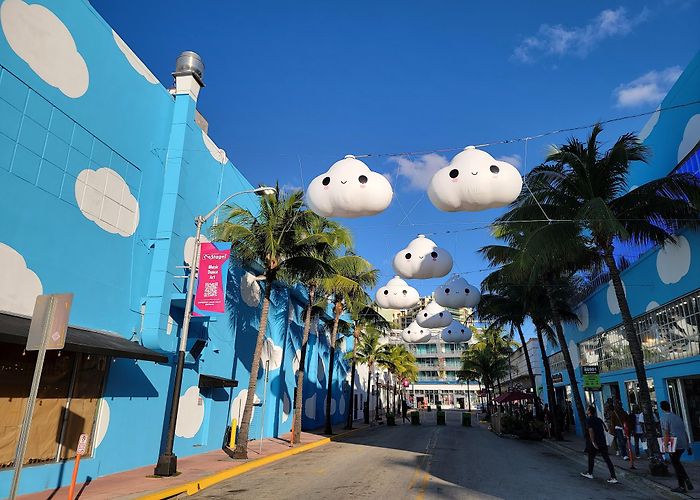 Espanola Way photo