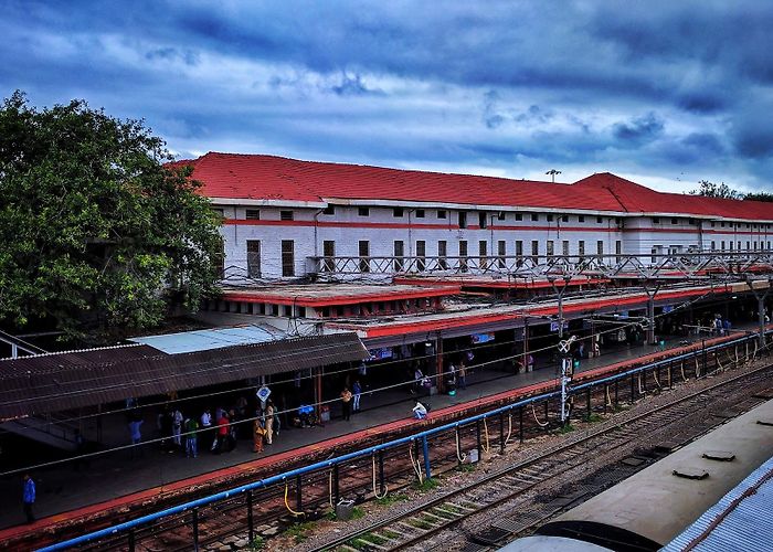 Pune Railway Station photo