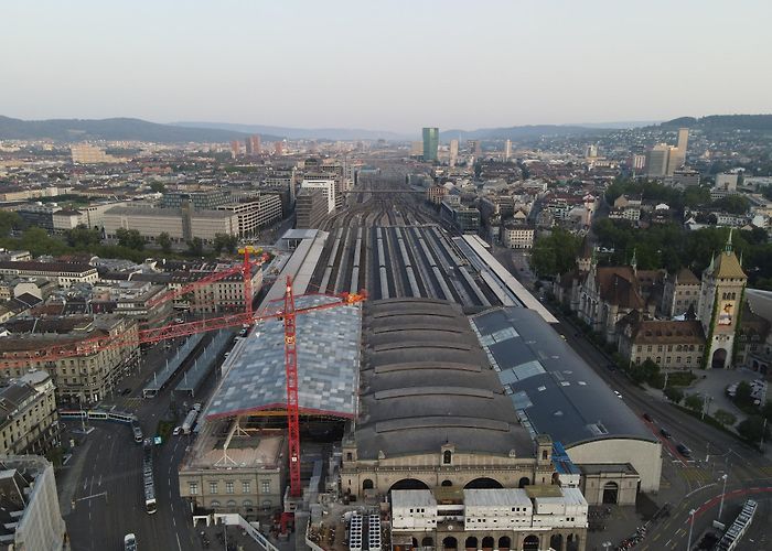 Zürich Hauptbahnhof photo