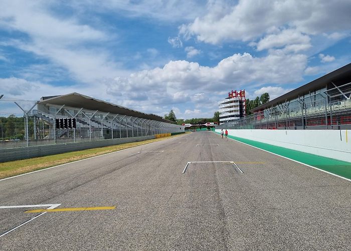 Imola Circuit photo