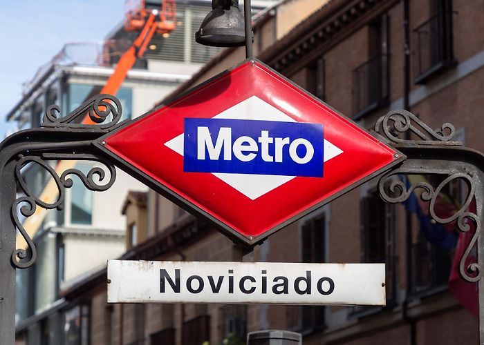 Plaza de Espana / Noviciado photo