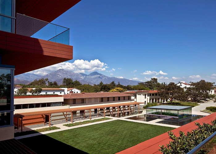 Claremont McKenna College photo