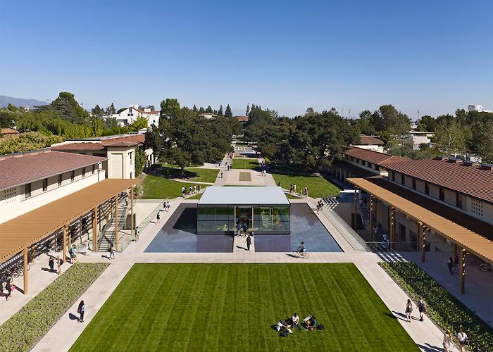 Claremont McKenna College photo