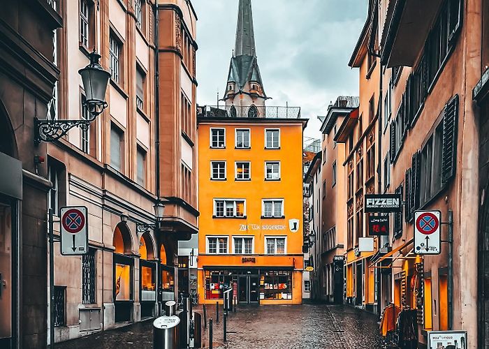 Niederdorf Niederdorf – Promenade in Zurich's Old Town photo