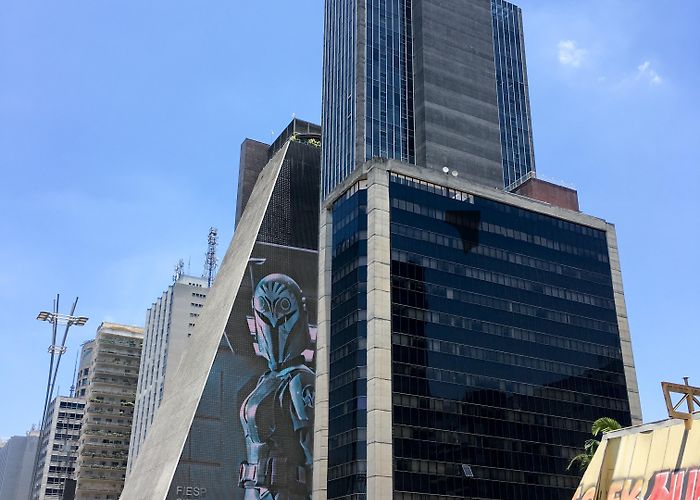 Avenida Paulista Bo-Katan, Avenida Paulista, São Paulo : r/StarWars photo