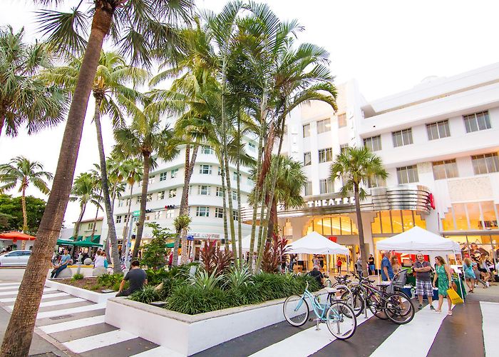 Lincoln Road Lincoln Road Mall | Miami Beach, FL | Shopping in Mid-Beach, Miami photo