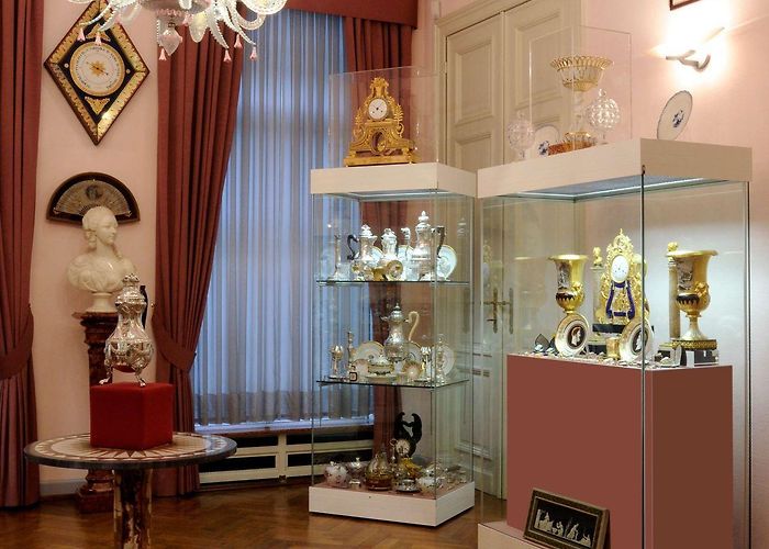 Francois Duesberg Museum of Decorative Arts François Duesberg Museum of Decorative Arts (1775-1825) (Mons ... photo